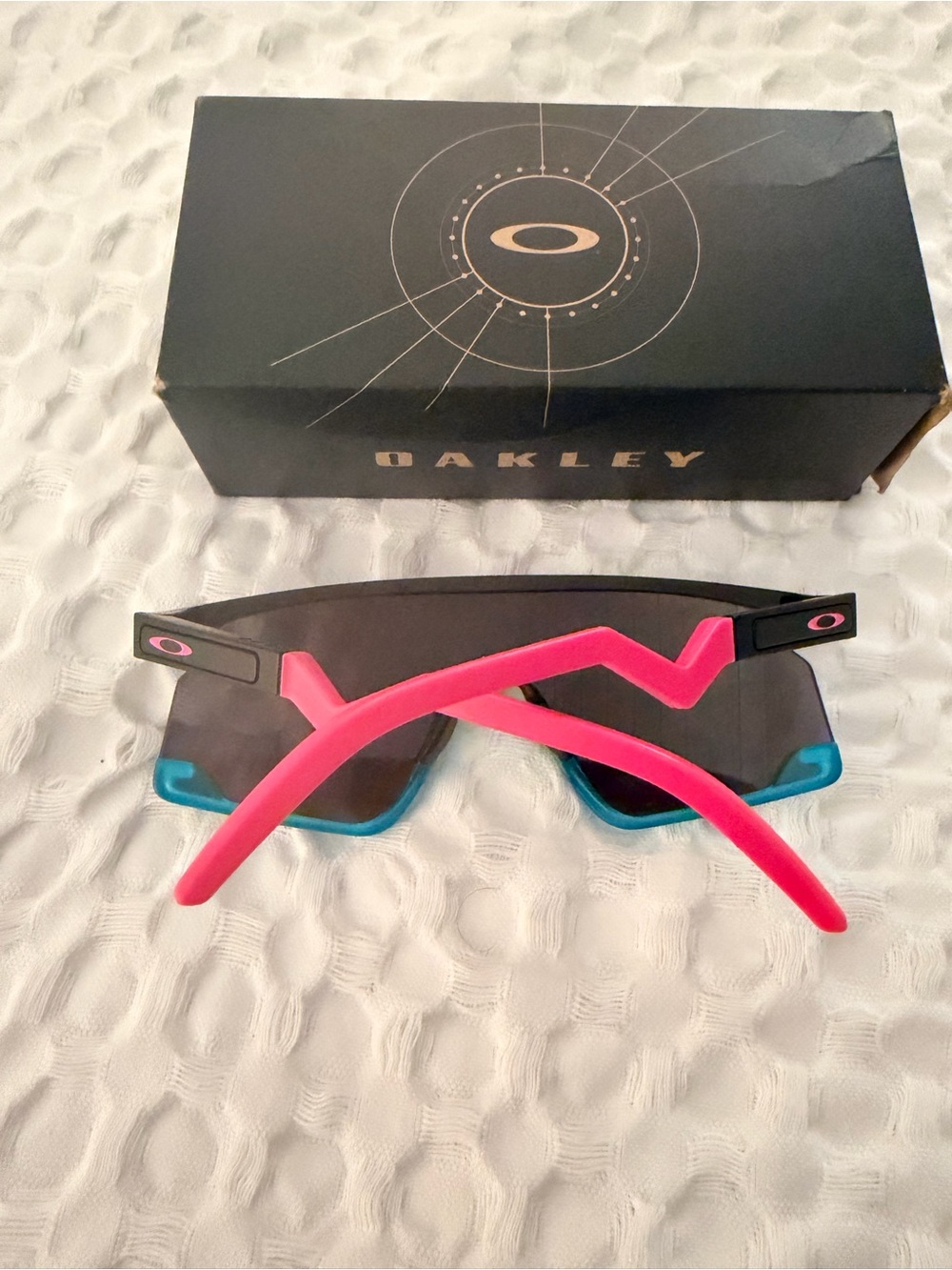 Oakley Performance Shield Sunglasses in Black and Turquoise Blue - Picture 3 of 5